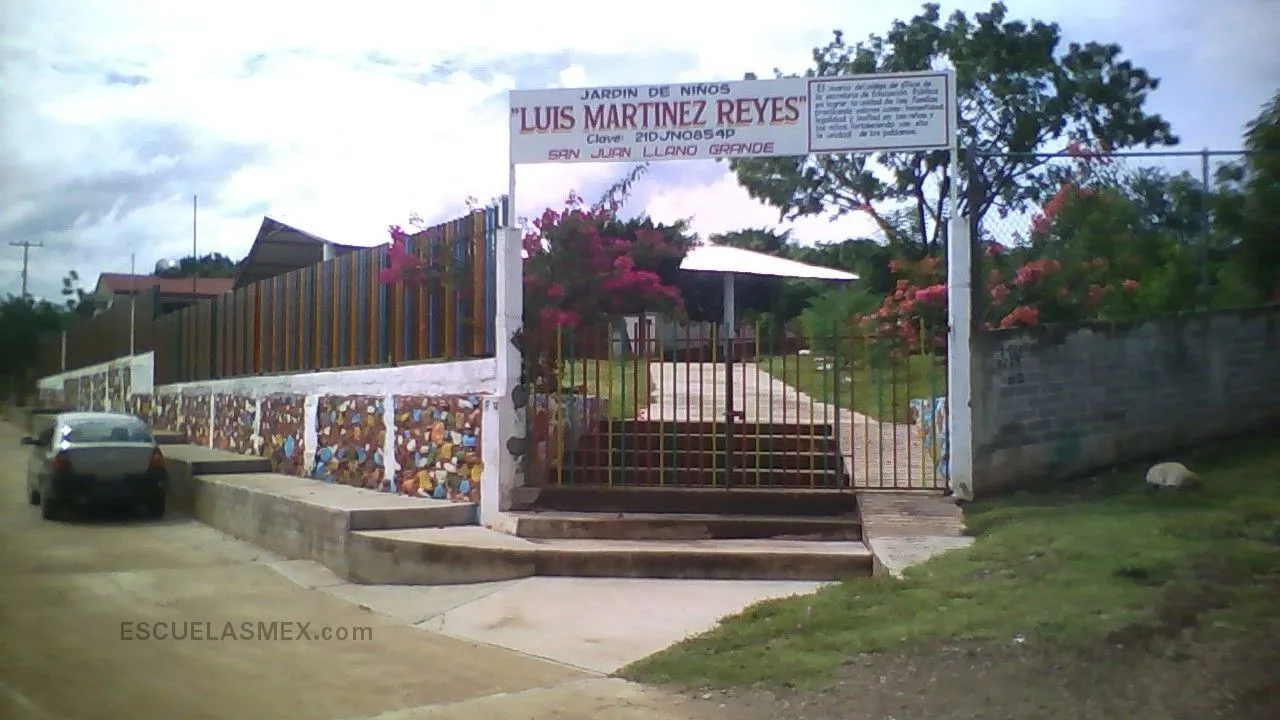 Luis Martinez Reyes Entrada