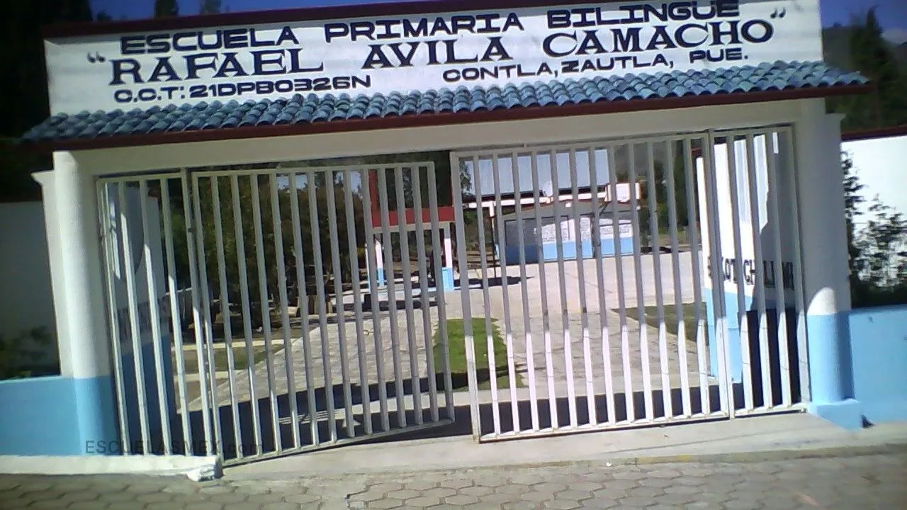 Rafael Avila Camacho Entrada