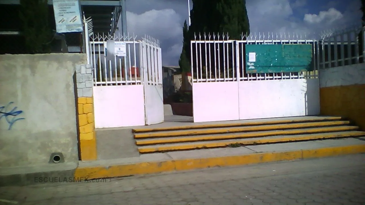 Hermanos Serdan Entrada
