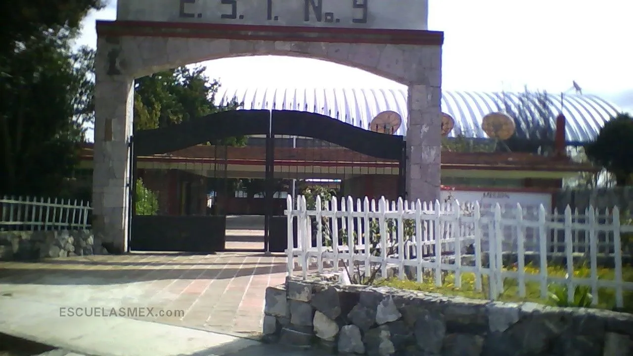 Escuela Secundaria Tecnica Num. 9 Entrada