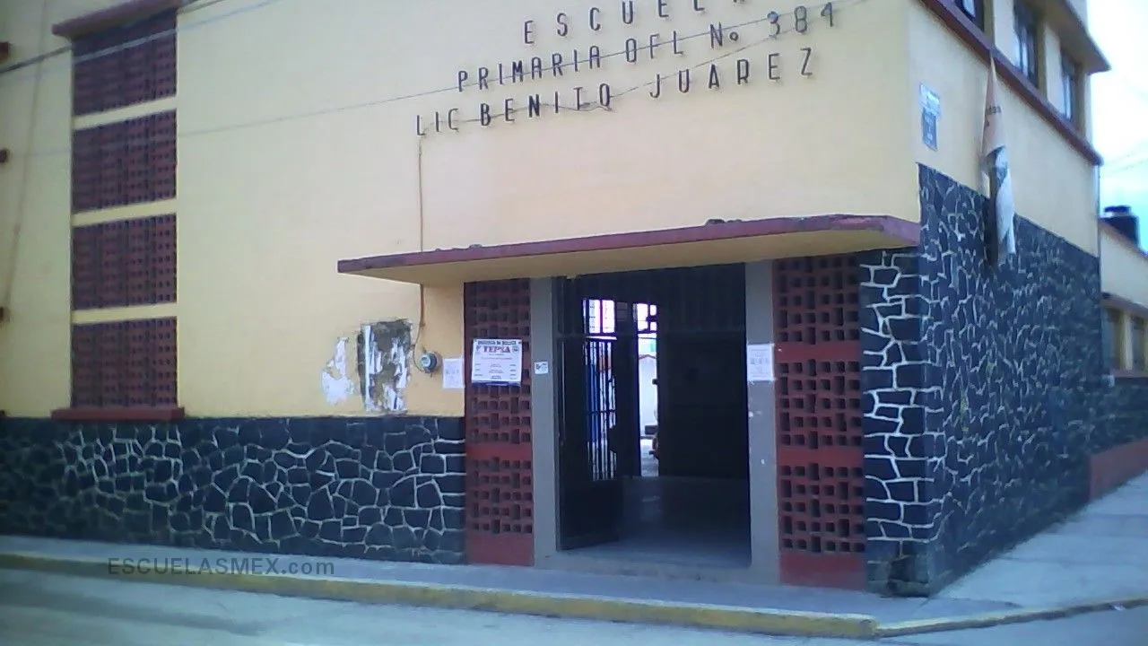 Licenciado Benito Juarez Entrada