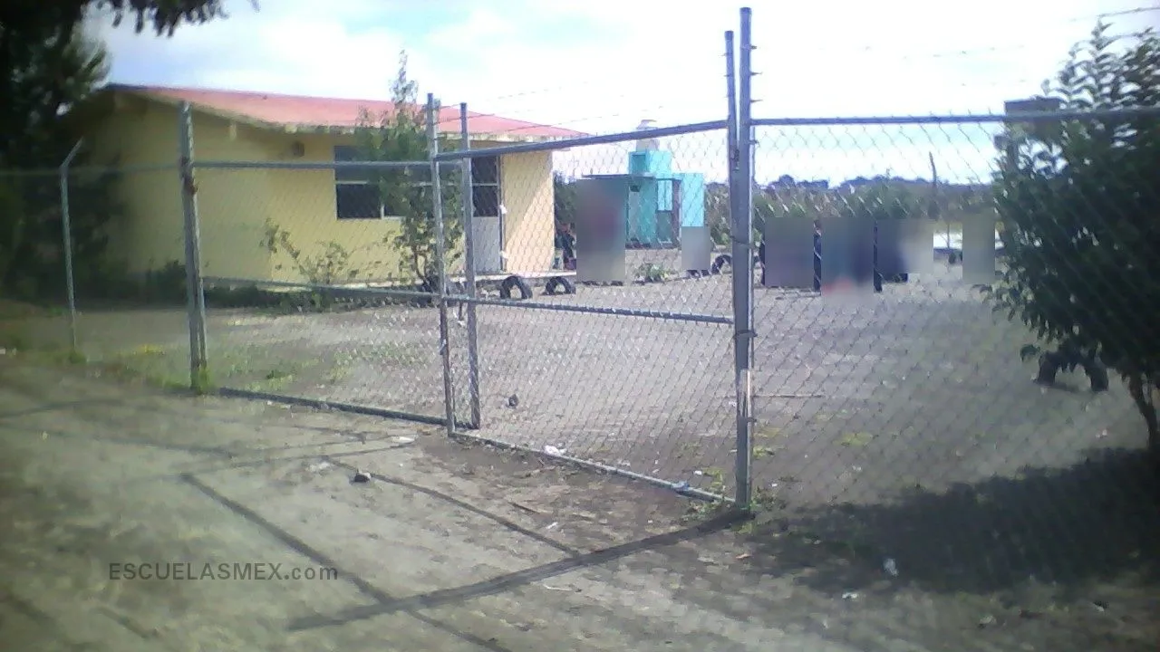 Preescolar Comunitario Pozo Guerra Entrada