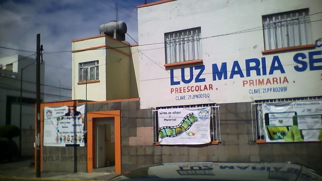 Luz Maria Serradell, A.c. Entrada