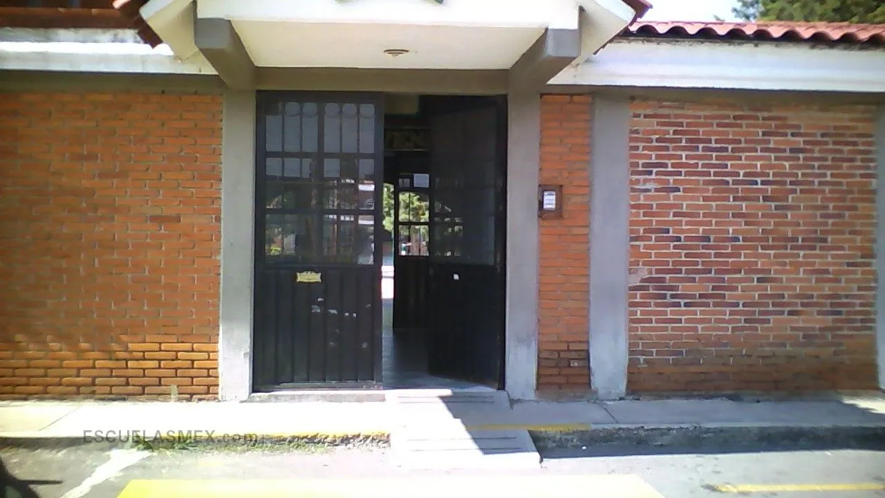 Centro Educativo Camino Real, A.c. Entrada