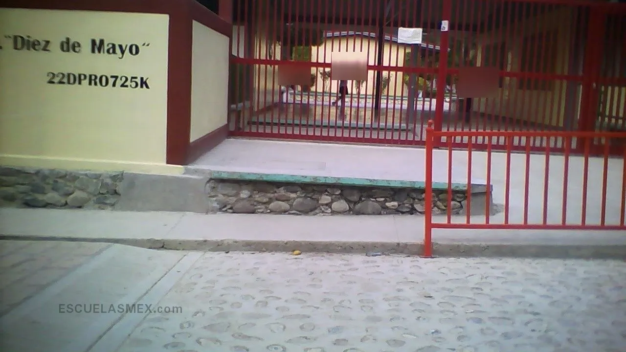 Diez de Mayo Entrada