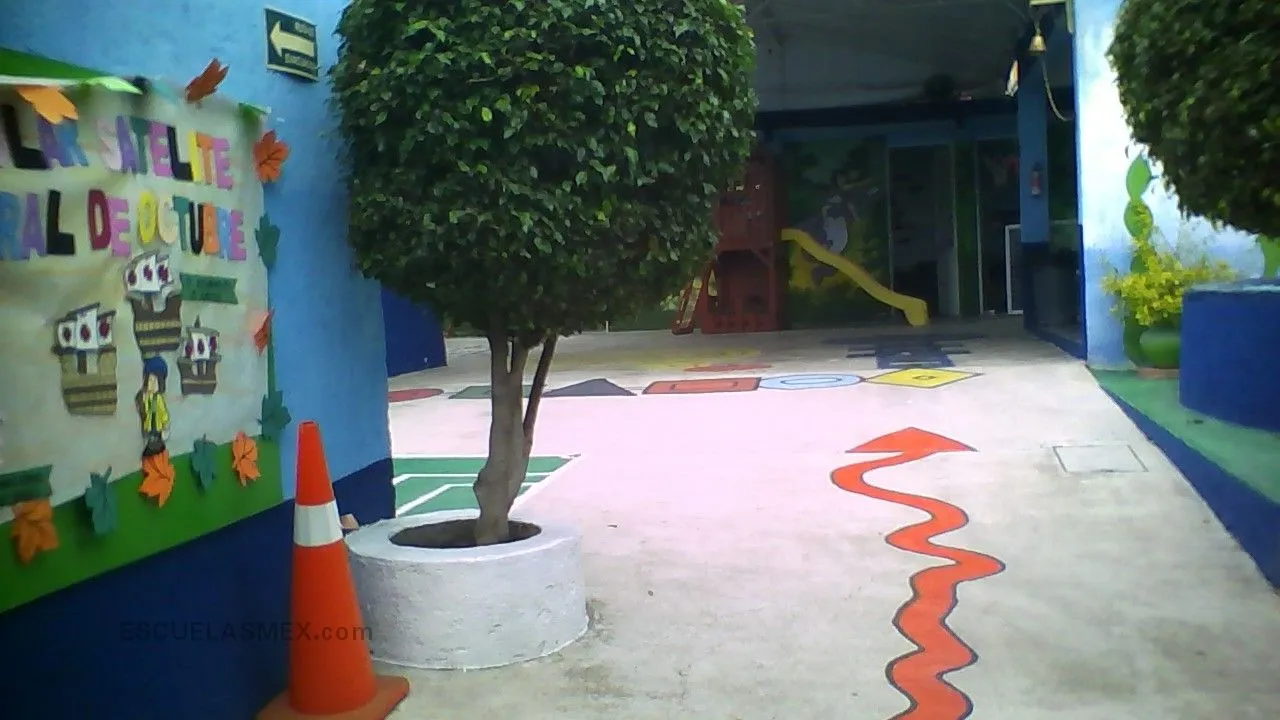 Centro Preescolar Satelite Entrada