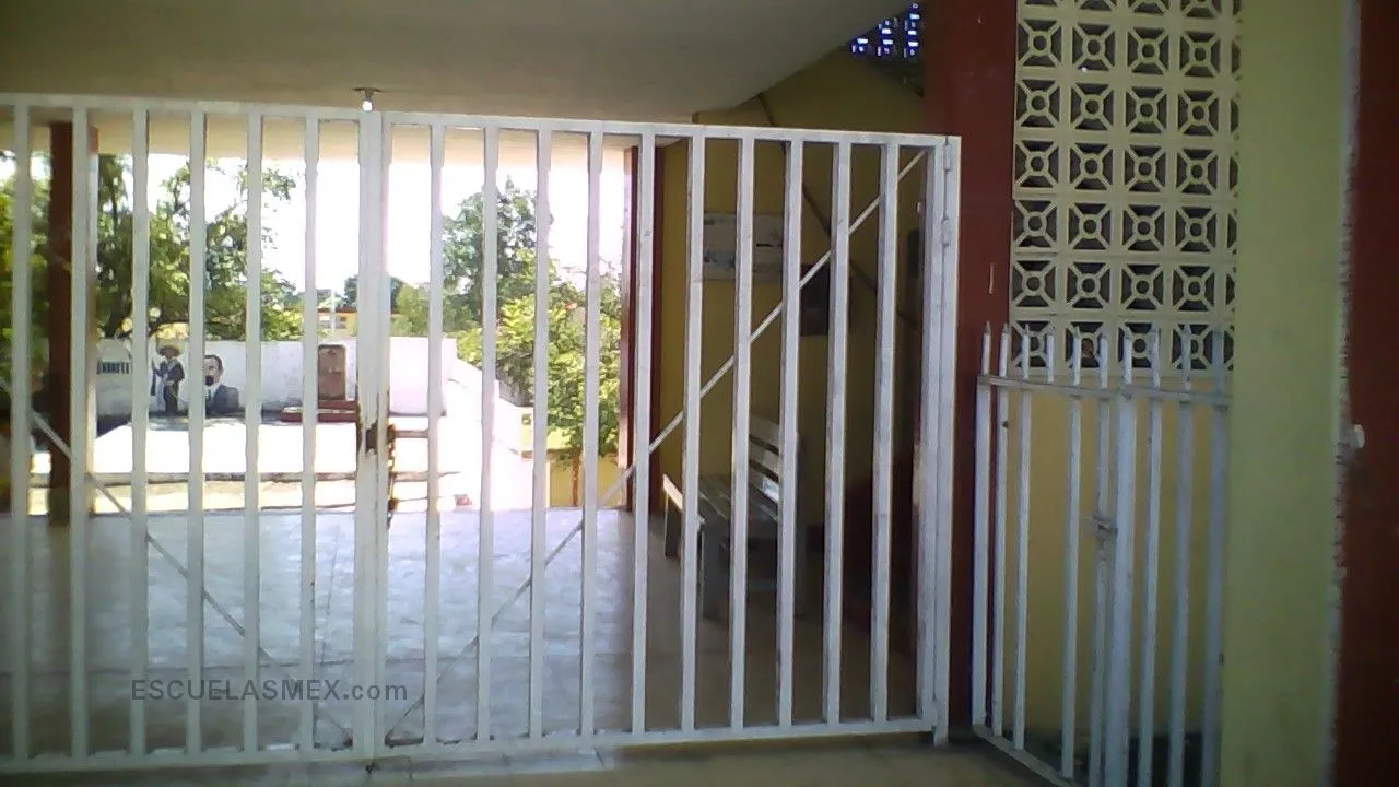Adolfo Lopez Mateos Entrada