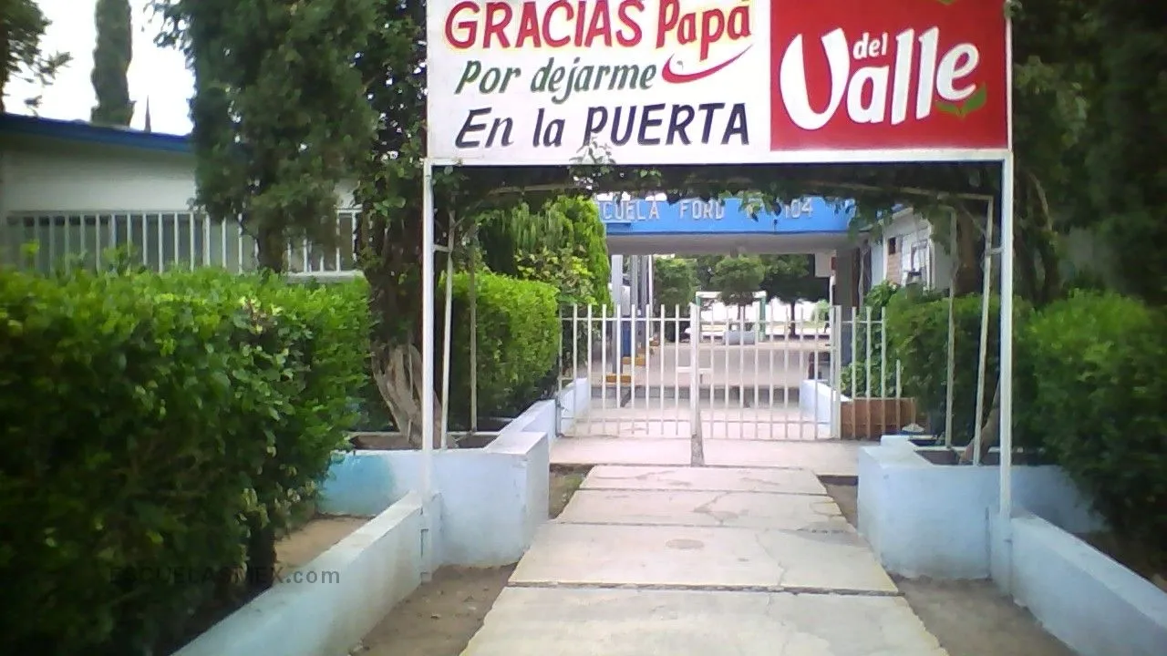 Ignacio Zaragoza Ford No. 104 Entrada