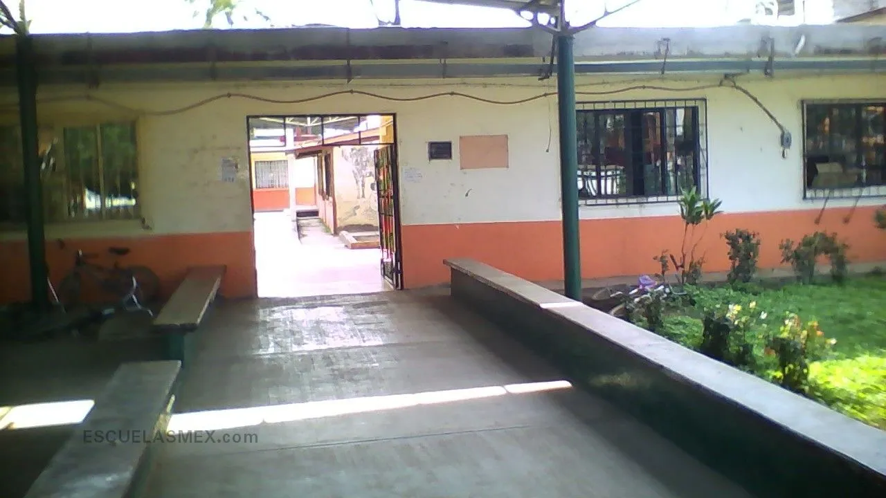 Lazaro Cardenas del Rio Entrada