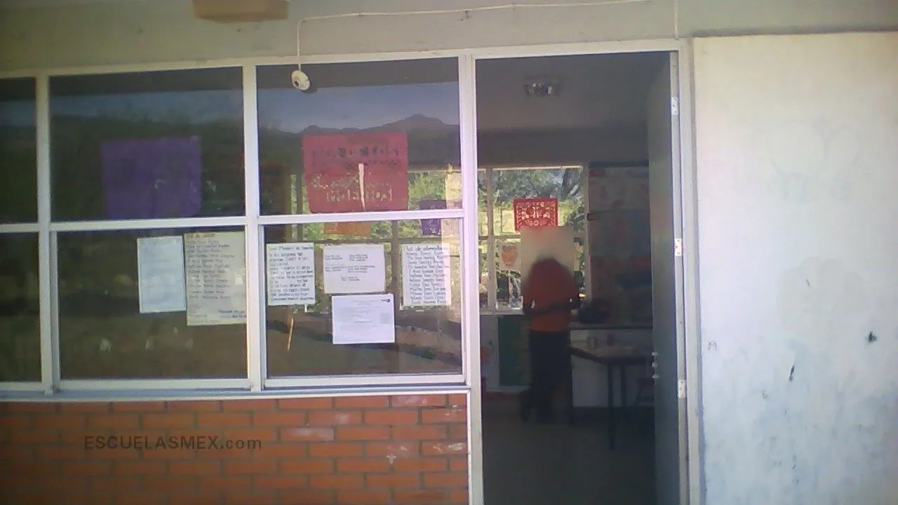 Preescolar Comunitario N/c 00-01 Entrada