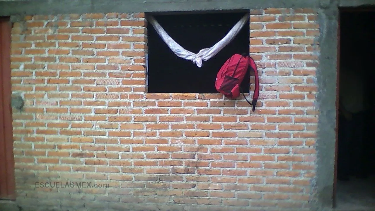 Secundaria Comunitaria Entrada