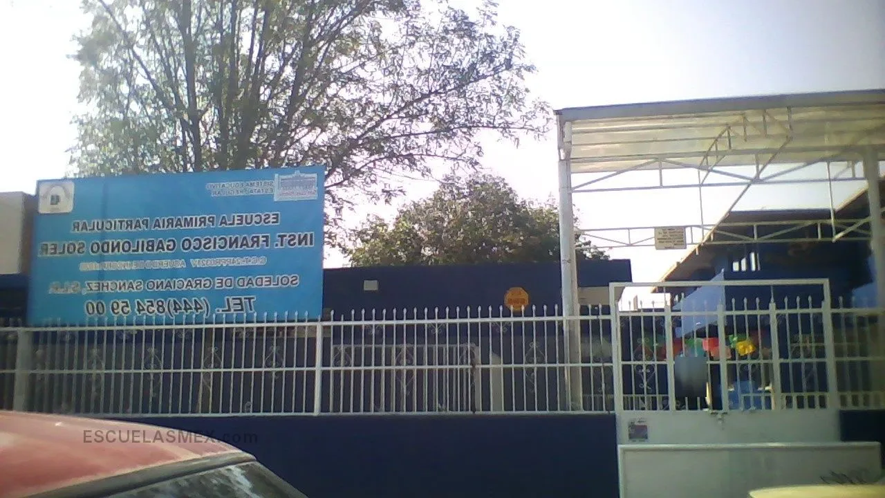 Instituto Francisco Gabilondo Soler Entrada