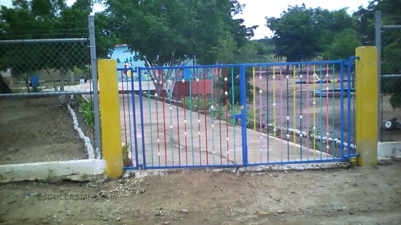 Salvador Alvarado Entrada