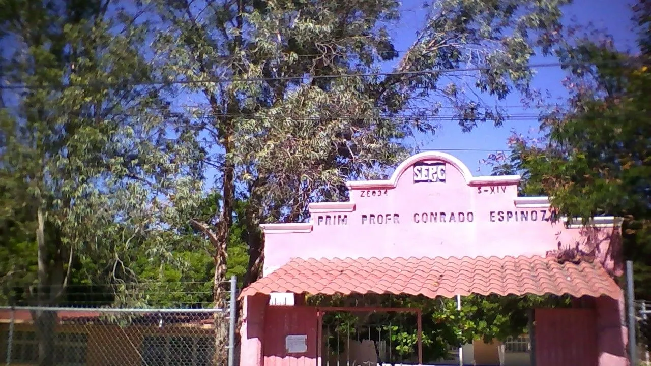 Prof. Conrado Espinoza Entrada