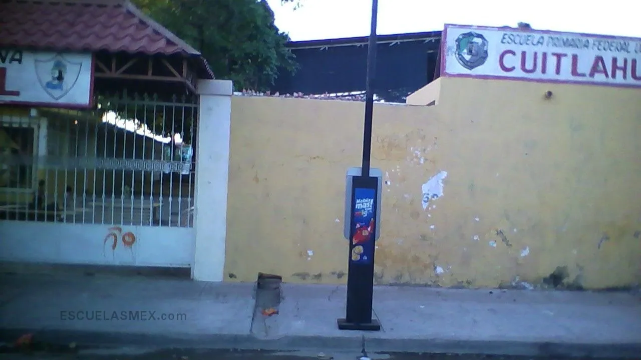 Cuitlahuac Entrada