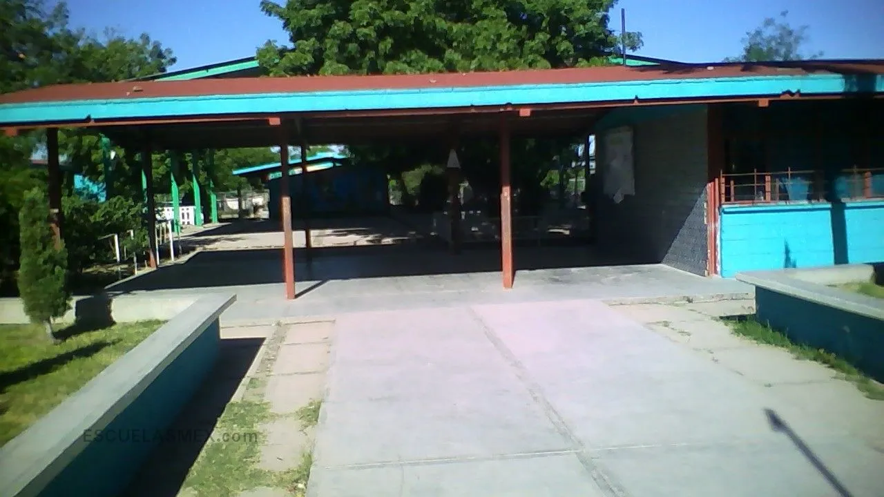 Profr. Amado Garcia Garcia Entrada