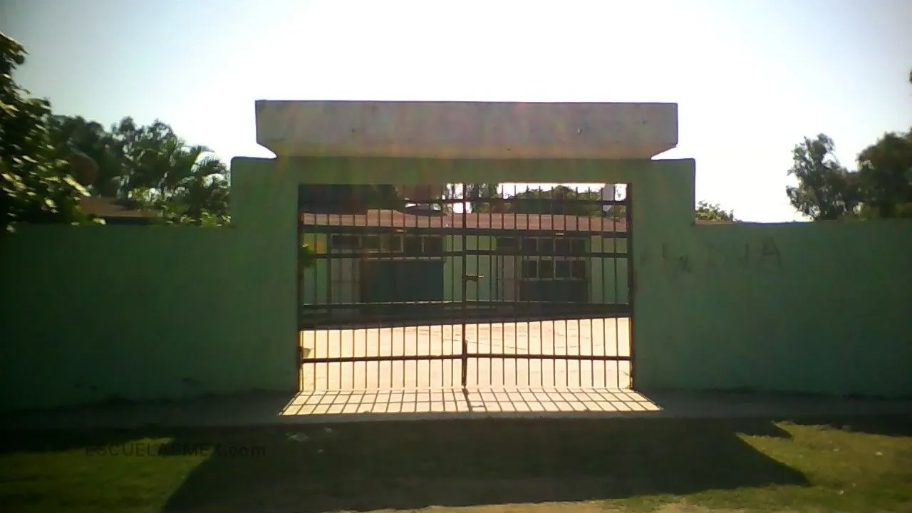 Telesecundaria Federalizada Num. 33 Entrada