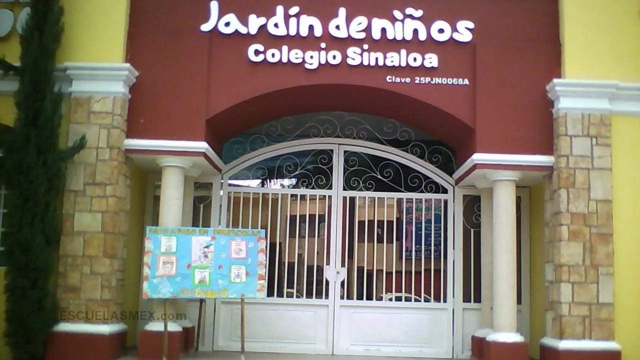 Colegio Sinaloa Entrada