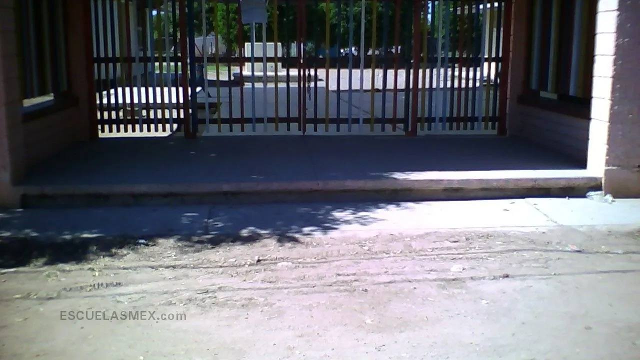 Jardin de Niños Nueva Creacion Entrada