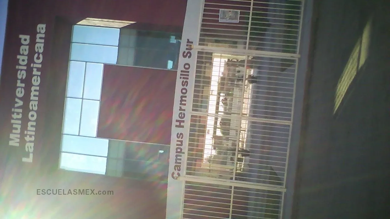 Colegio de Obregon Unidad Urbana Entrada
