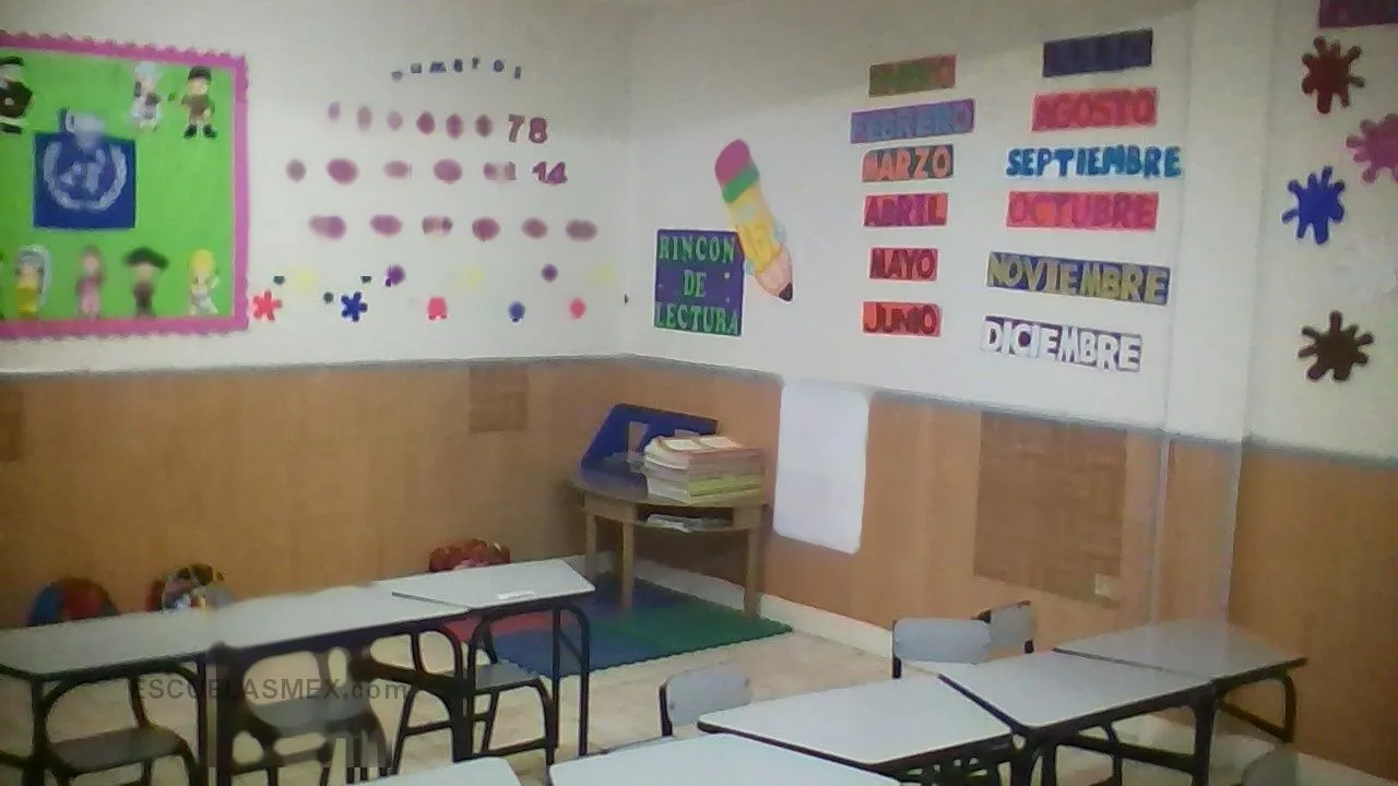 Centro de Educacion Bilingue Entrada