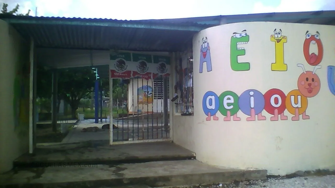 Manuel M. Ponce Cuellar Entrada