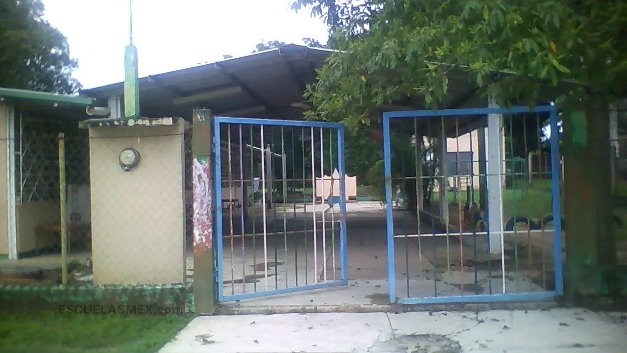 Belisario Dominguez Entrada