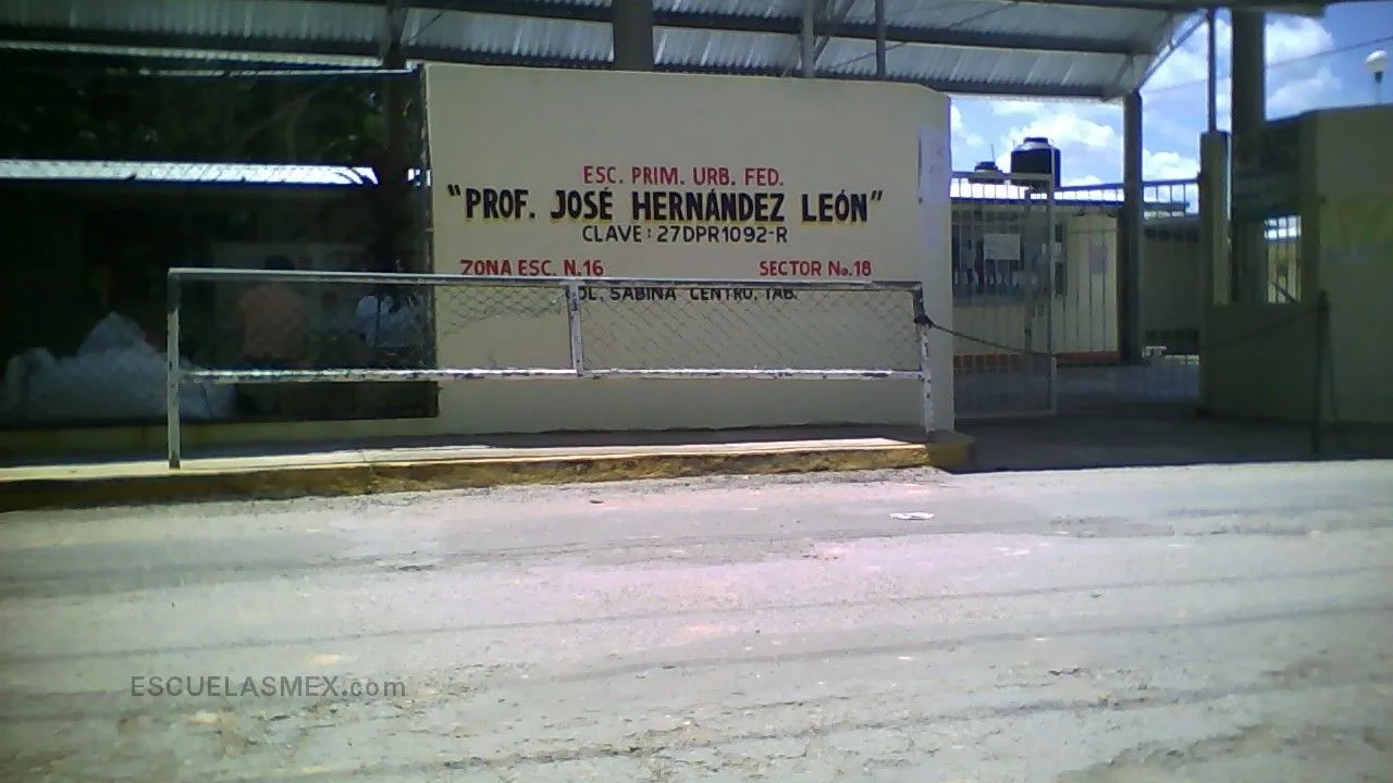 Profr. José Hernández León Entrada