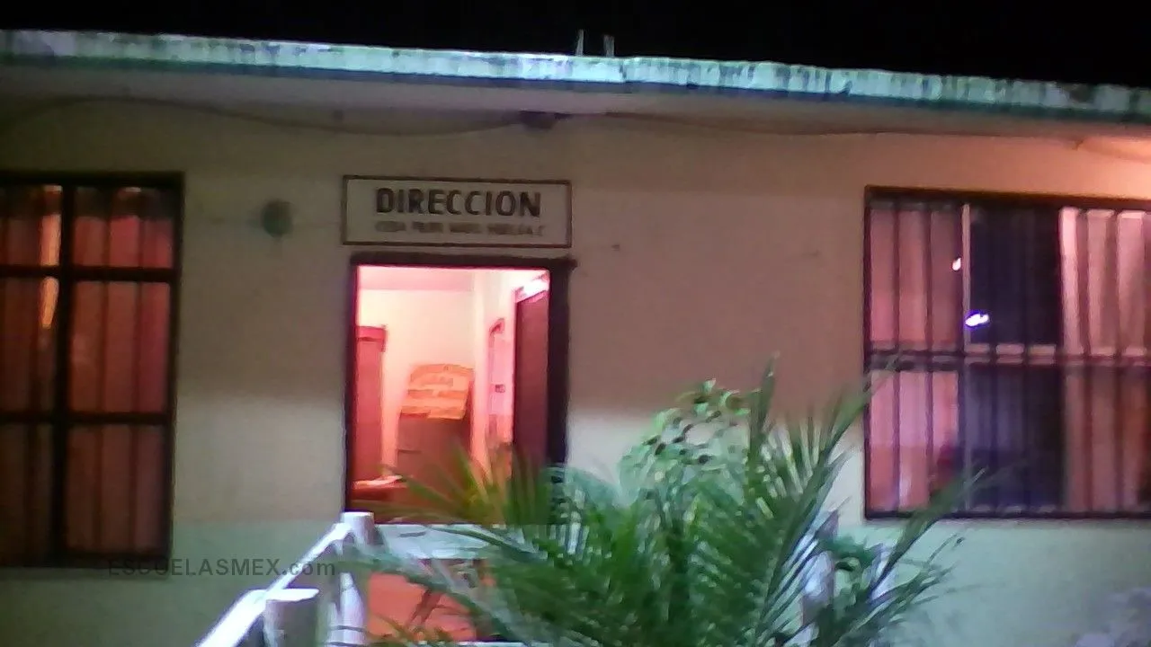 Prof. Mario Huelga Campos Entrada