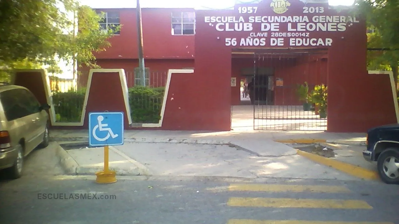 Club de Leones Entrada