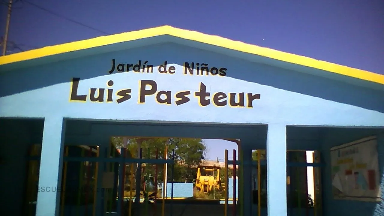 Luis Pasteur Entrada