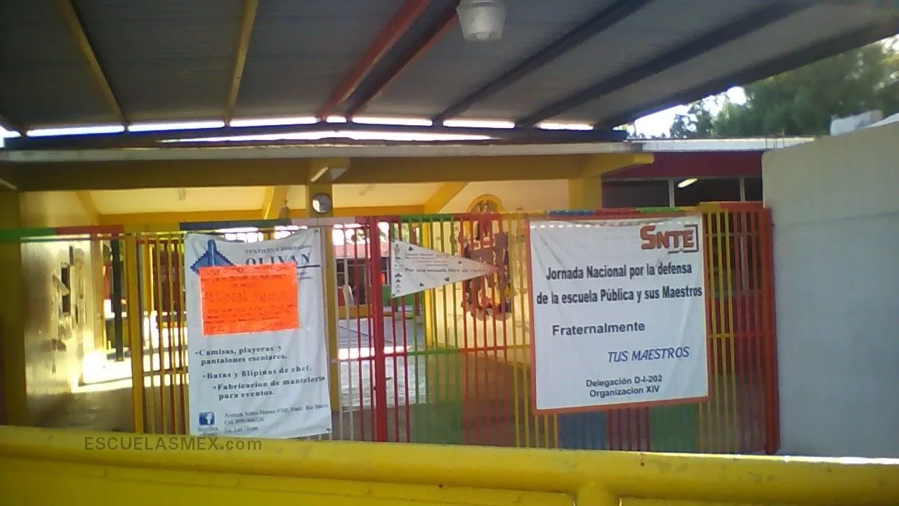 Bertha del Avellano de Cardenas Entrada