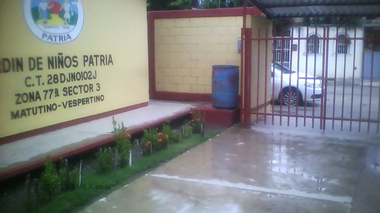 Patria Entrada