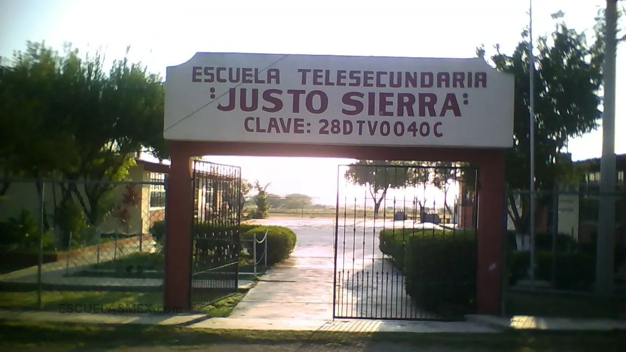 Justo Sierra Entrada
