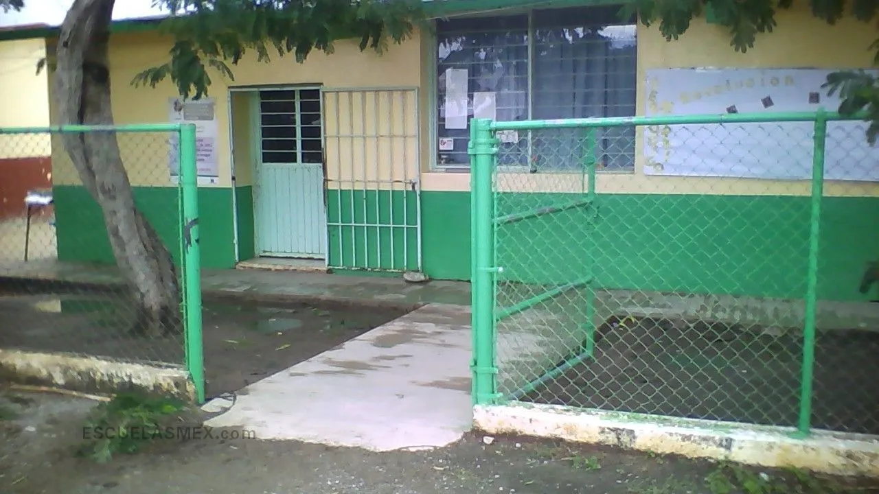 Preescolar Comunitario Rural Entrada