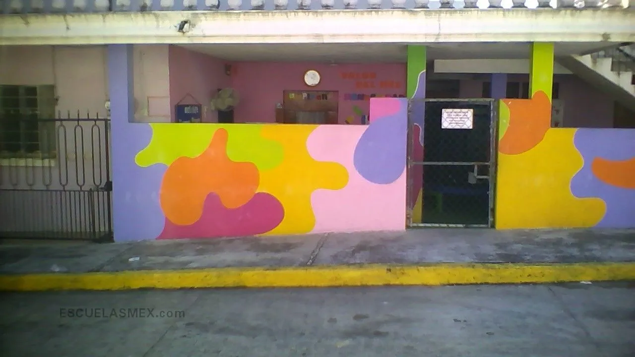 Hugo, Paco, Luis'school Entrada