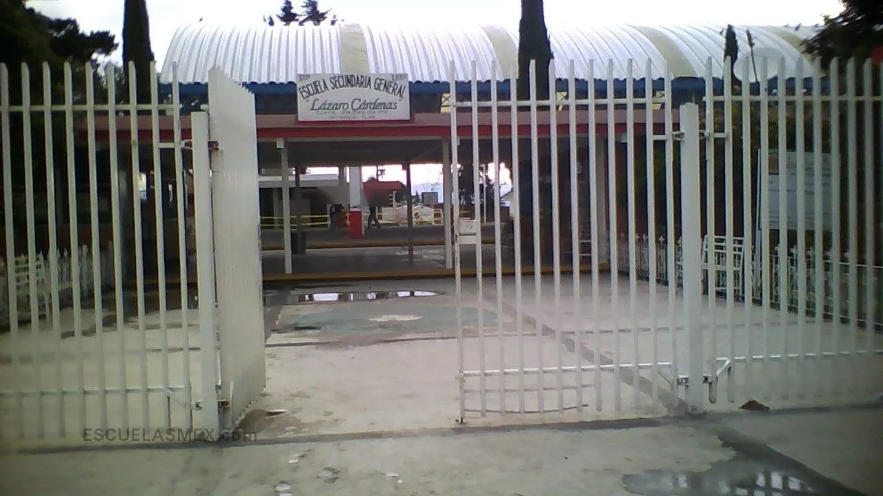 Lazaro Cardenas Entrada