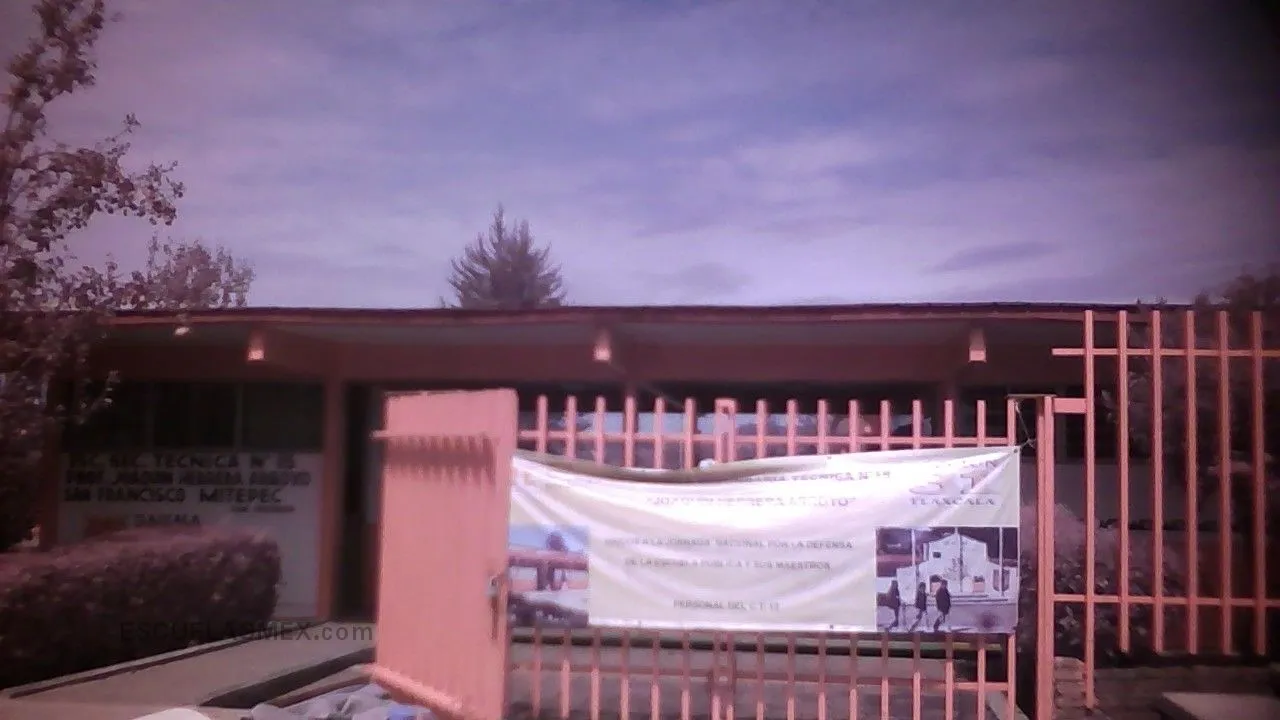 Escuela Secundaria Tecnica Num. 15 Joaquin Herrera Arroyo Entrada