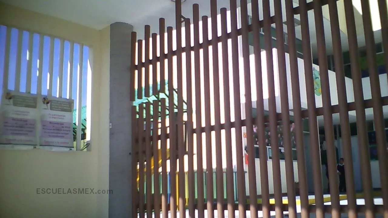 Colegio Español del Altiplano, S. C. Entrada