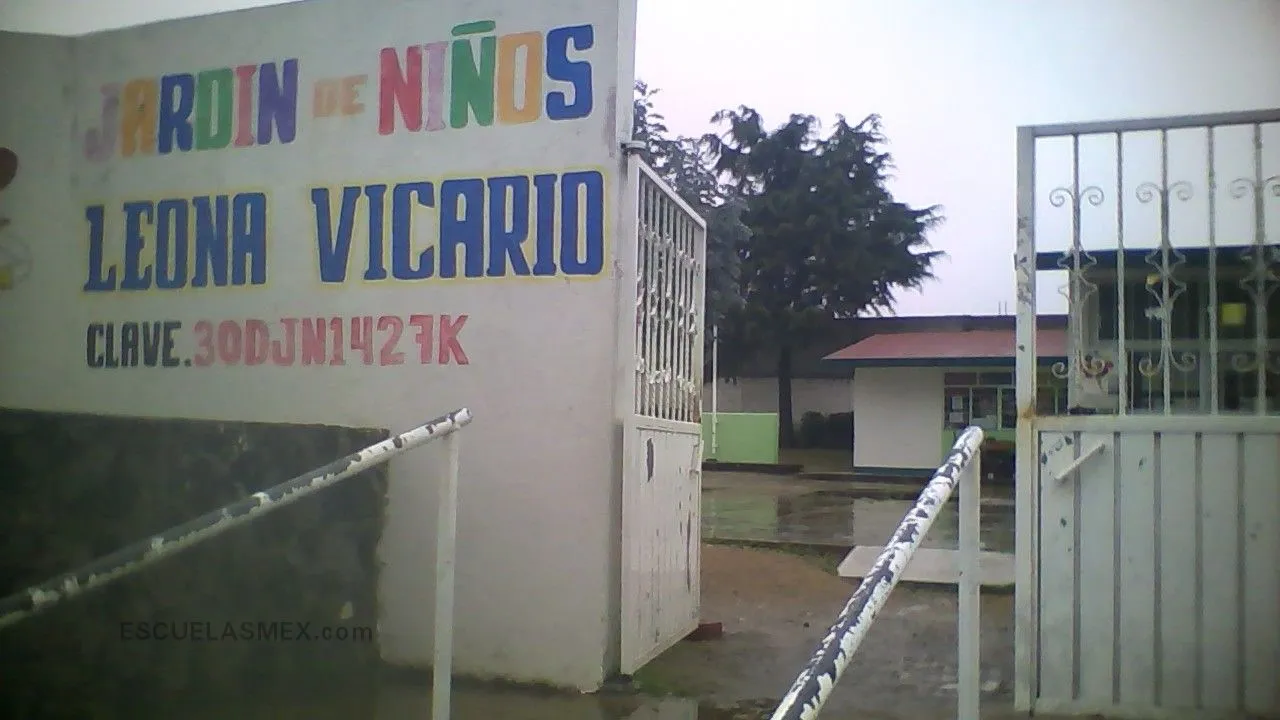 Leona Vicario Entrada