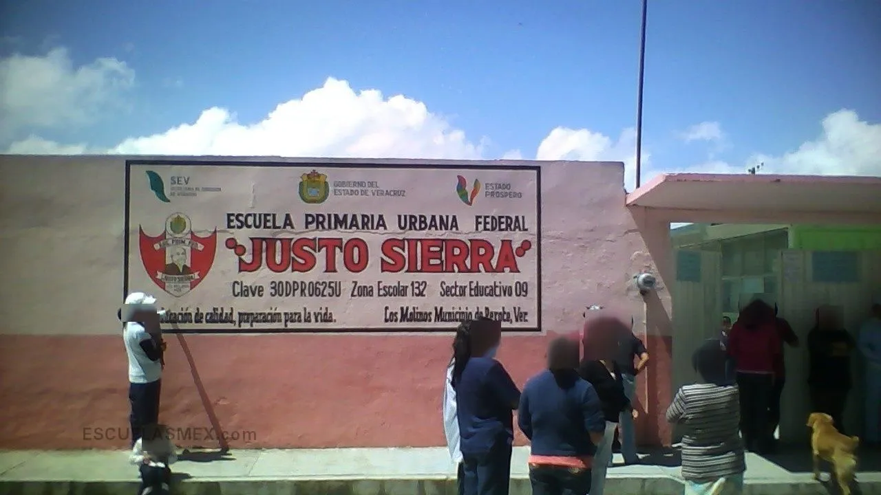 Justo Sierra Entrada