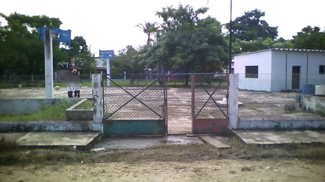 Justo Sierra Entrada