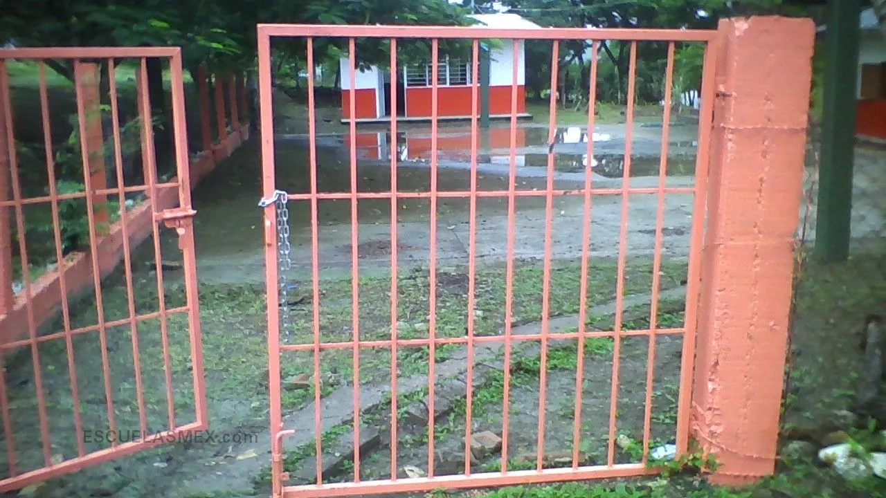 Lic. Miguel Aleman Valdes Entrada