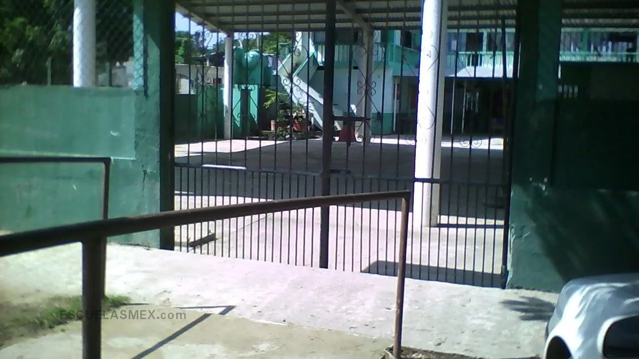 Justo Sierra Entrada