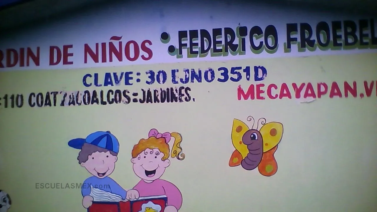 Federico Froebel Entrada