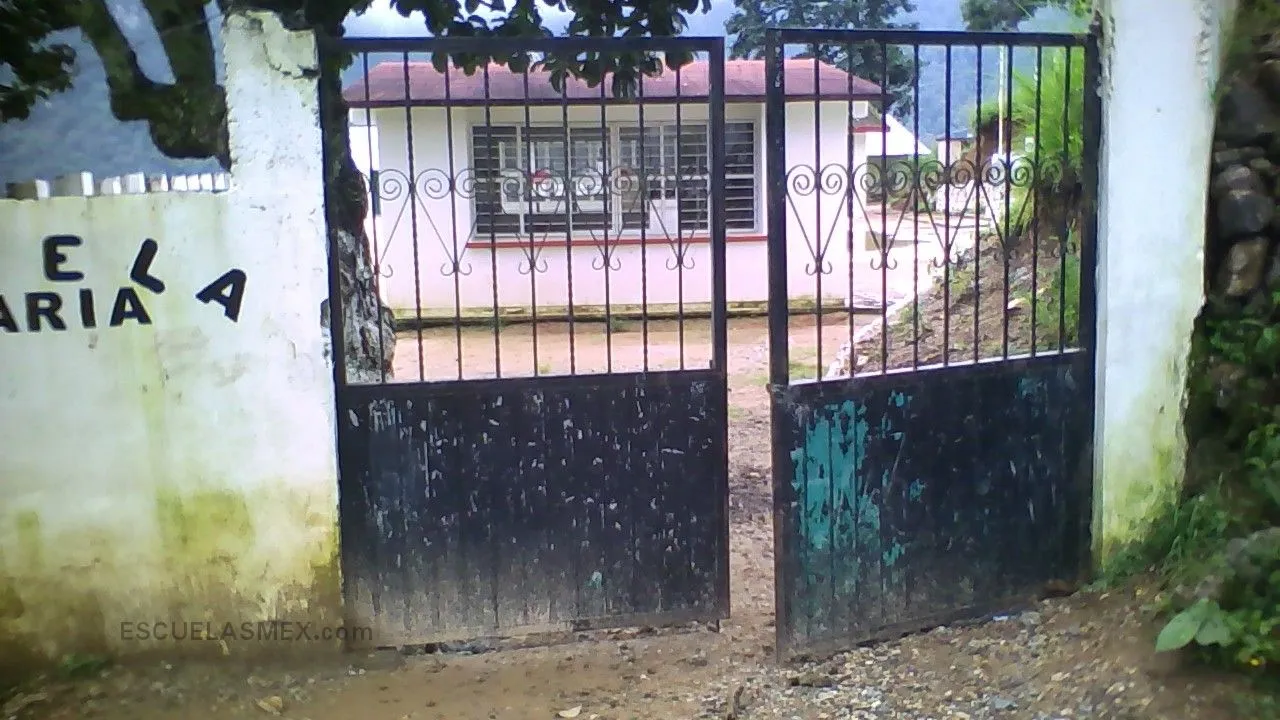 Justo Sierra Entrada