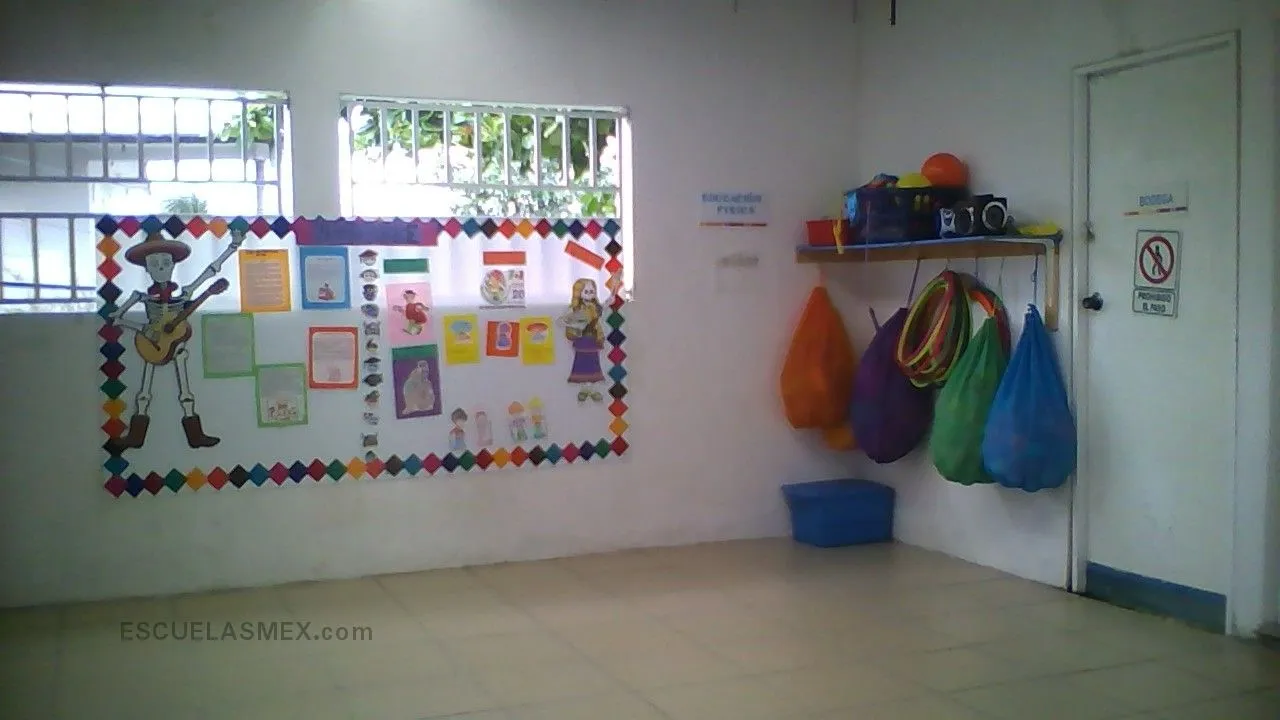 Jardin de Niños M. Montessori Entrada