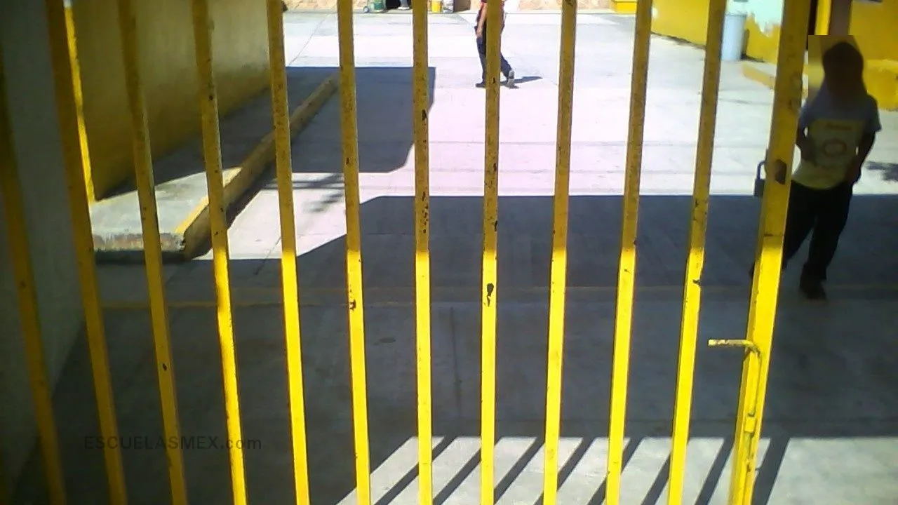 Club de Leones 5 Entrada