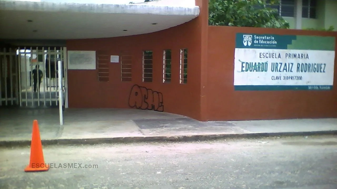 Eduardo Urzaiz Rodriguez Entrada