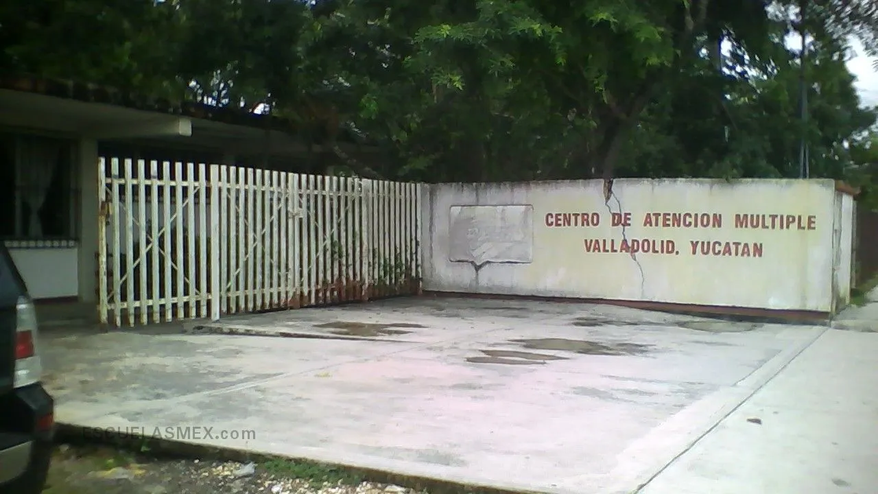 Centro de Atencion Multiple Num. 15 Entrada